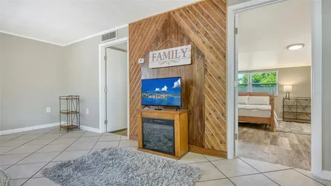 3818 Gocio Road Sarasota FL 34235