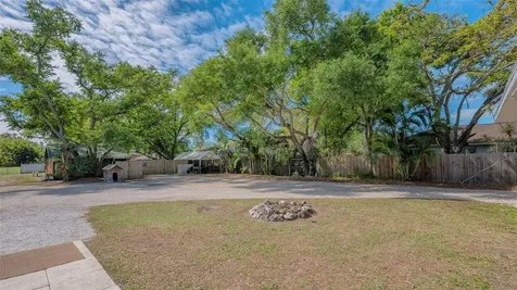 3818 Gocio Road Sarasota FL 34235