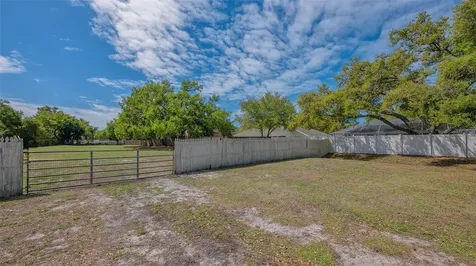 3818 Gocio Road Sarasota FL 34235