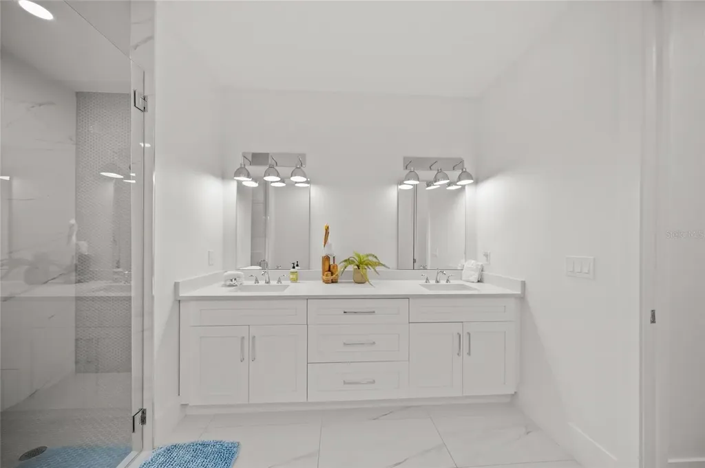 3319 S Osprey Avenue Sarasota FL 34239