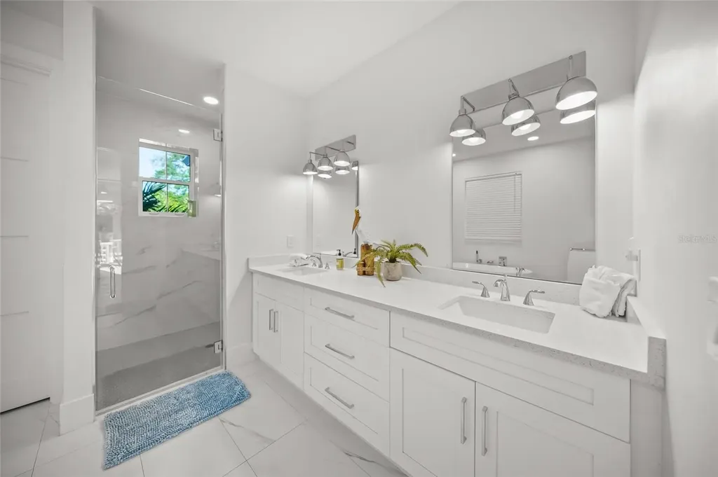 3319 S Osprey Avenue Sarasota FL 34239