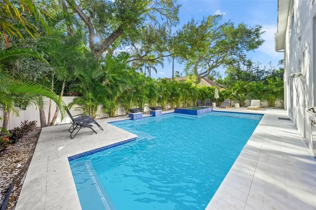 3319 S Osprey Avenue Sarasota FL 34239