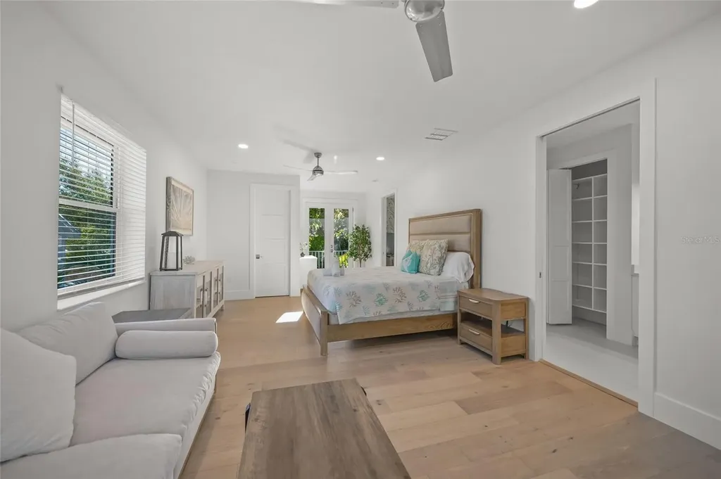 3319 S Osprey Avenue Sarasota FL 34239