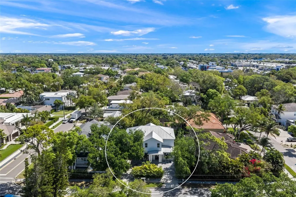 3319 S Osprey Avenue Sarasota FL 34239