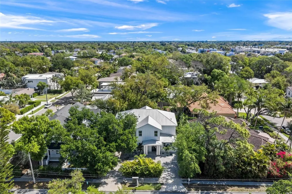 3319 S Osprey Avenue Sarasota FL 34239