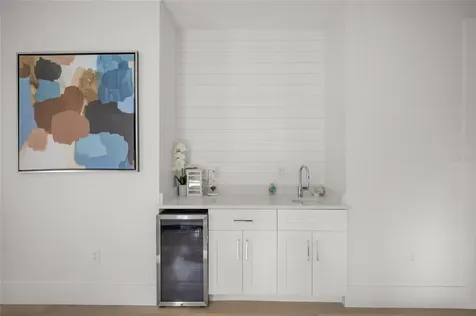 3319 S Osprey Avenue Sarasota FL 34239