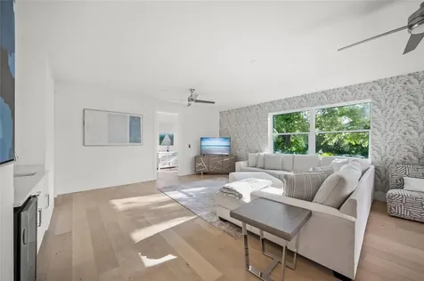 3319 S Osprey Avenue Sarasota FL 34239