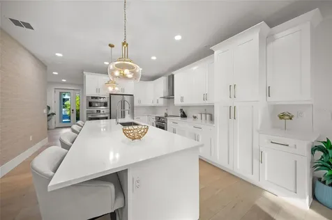 3319 S Osprey Avenue Sarasota FL 34239
