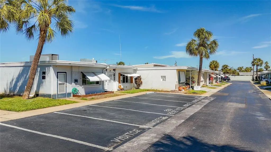 250 Rosery Road NW Largo FL 33770
