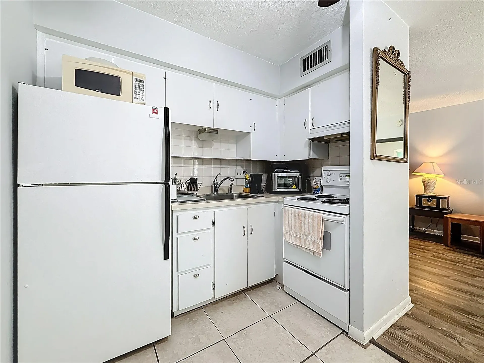 250 Rosery Road NW Largo FL 33770