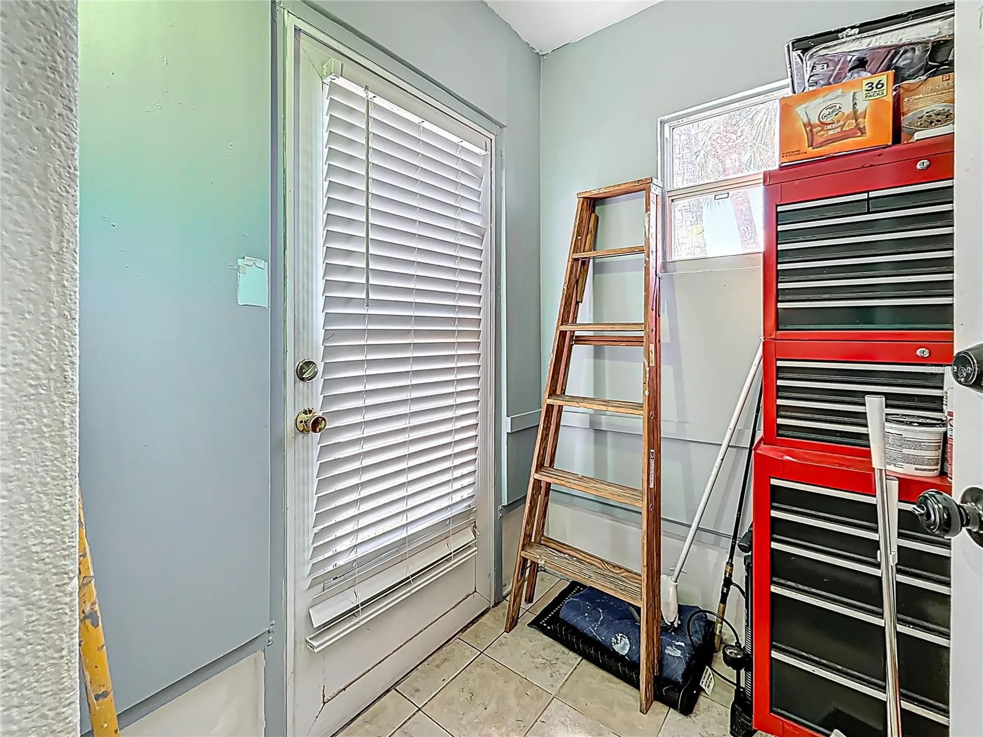 250 Rosery Road NW Largo FL 33770