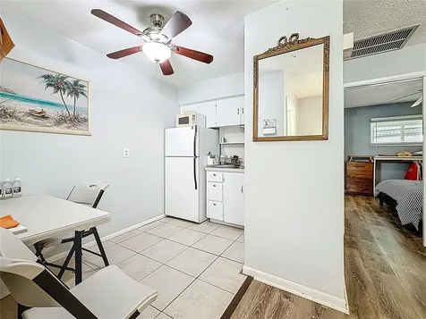 250 Rosery Road NW Largo FL 33770