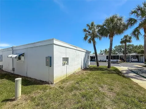 250 Rosery Road NW Largo FL 33770