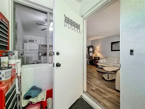 250 Rosery Road NW Largo FL 33770