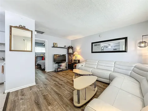 250 Rosery Road NW Largo FL 33770