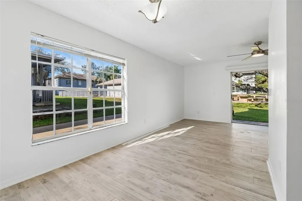 5182 Sunridge Palms Drive Tampa FL 33617