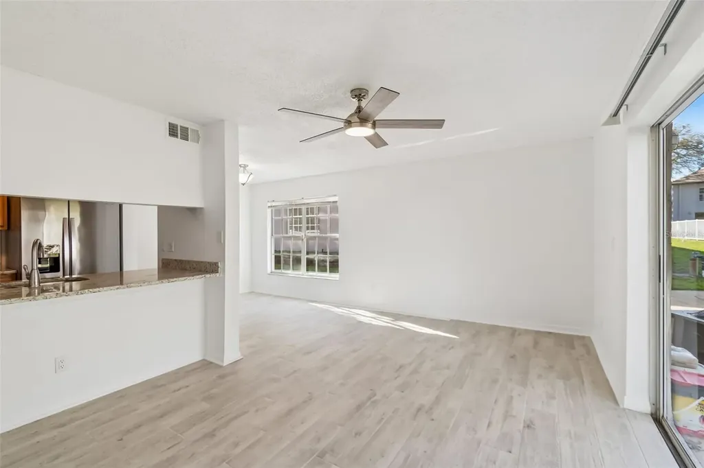 5182 Sunridge Palms Drive Tampa FL 33617