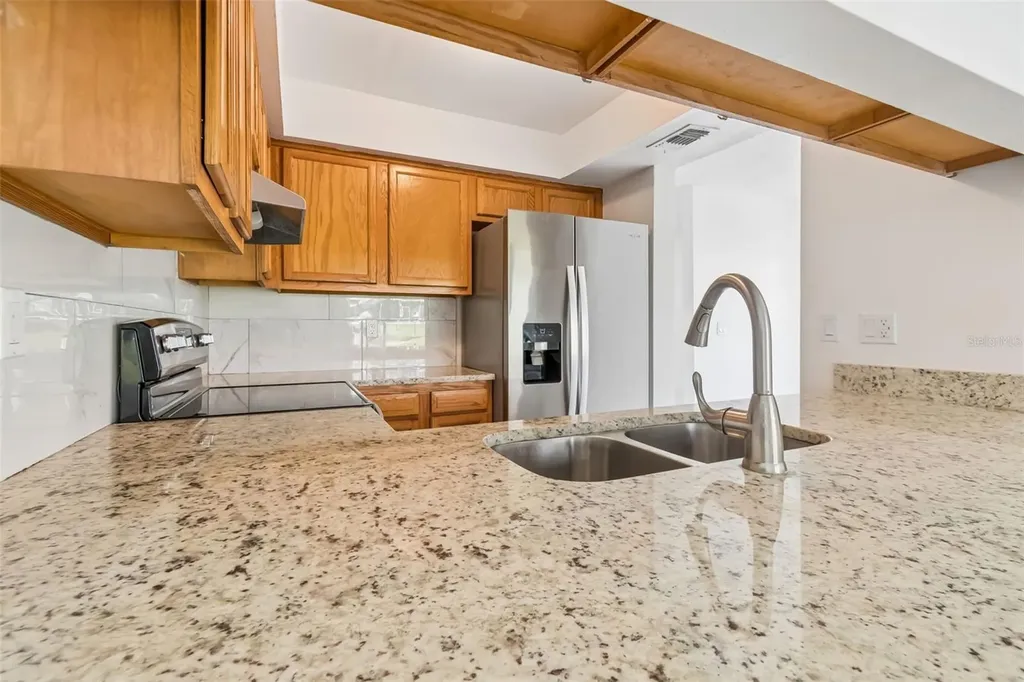 5182 Sunridge Palms Drive Tampa FL 33617
