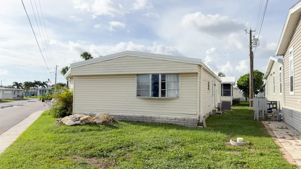 34047 Avocado Drive N Pinellas Park FL 33781