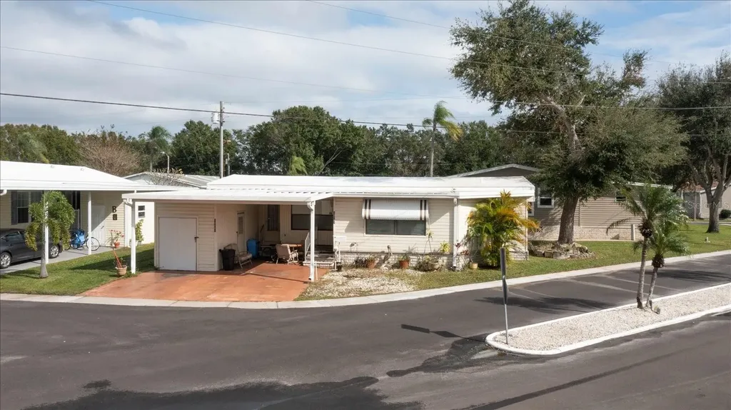 34047 Avocado Drive N Pinellas Park FL 33781
