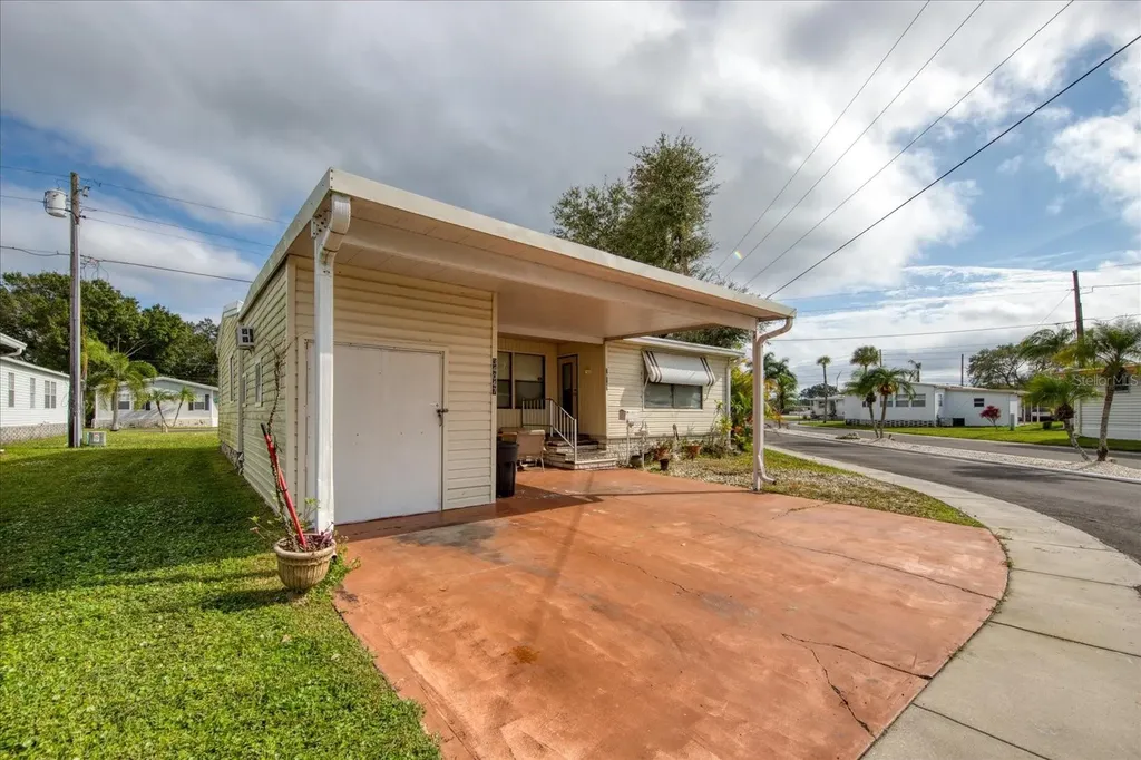 34047 Avocado Drive N Pinellas Park FL 33781