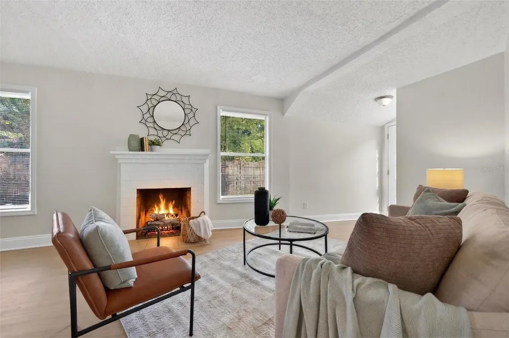 1777 28th Avenue N St Petersburg FL 33713