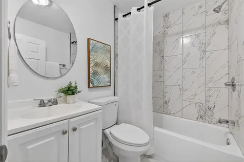 1777 28th Avenue N St Petersburg FL 33713