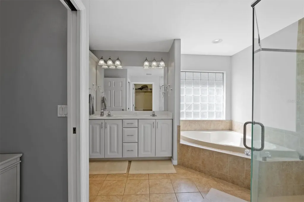 3905 Osprey Pointe Circle Winter Haven FL 33884