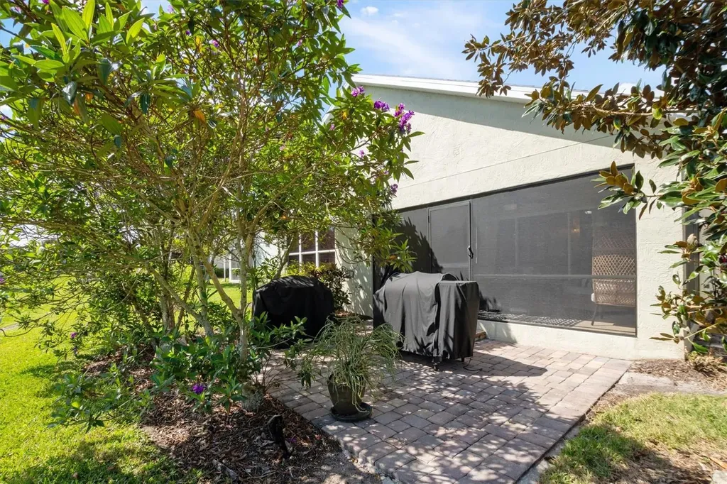 3905 Osprey Pointe Circle Winter Haven FL 33884