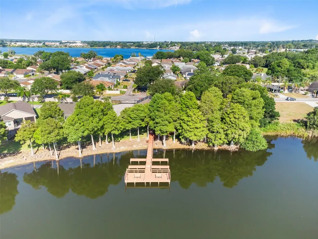 3905 Osprey Pointe Circle Winter Haven FL 33884