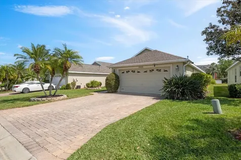 3905 Osprey Pointe Circle Winter Haven FL 33884