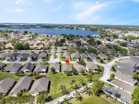 3905 Osprey Pointe Circle Winter Haven FL 33884