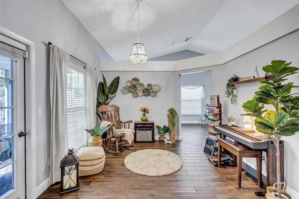 1640 Countrywood Street Tarpon Springs FL 34689