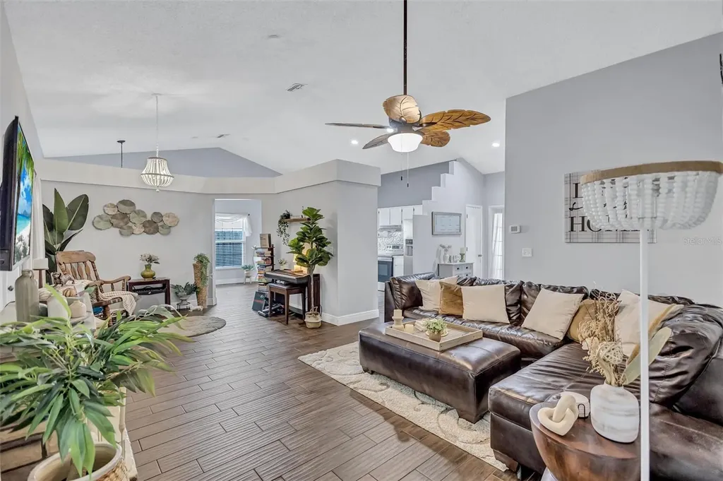1640 Countrywood Street Tarpon Springs FL 34689