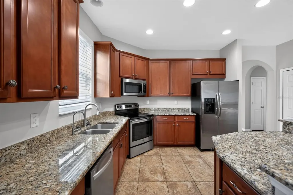 15303 Long Cypress Drive Ruskin FL 33573