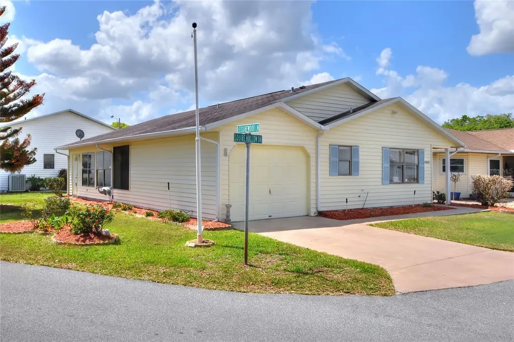 4861 Squire Hollow Drive Lakeland FL 33801