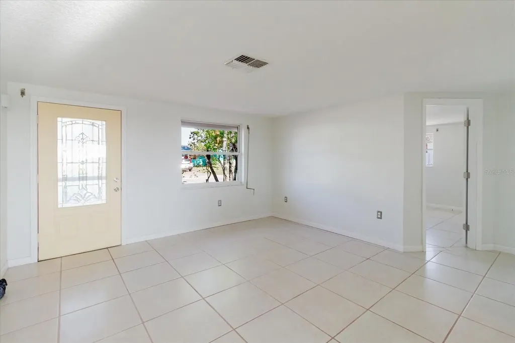 12825 5th Isle Hudson FL 34667