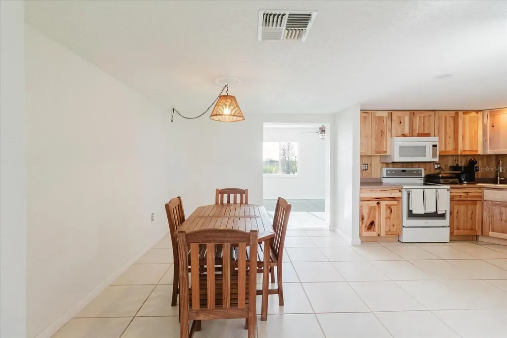 12825 5th Isle Hudson FL 34667