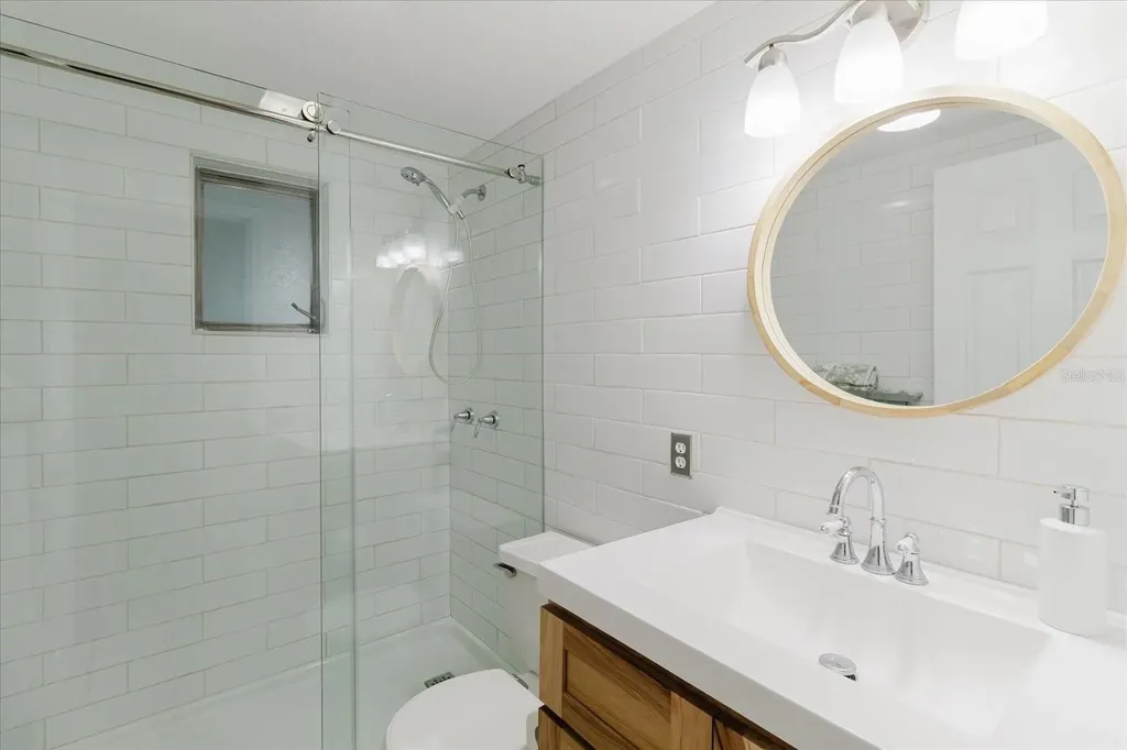 12825 5th Isle Hudson FL 34667