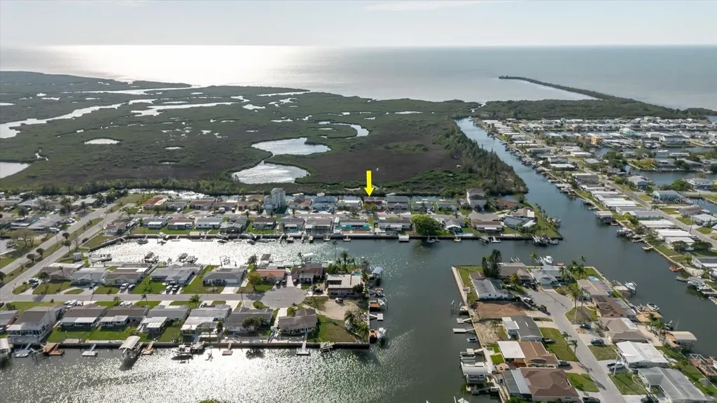12825 5th Isle Hudson FL 34667