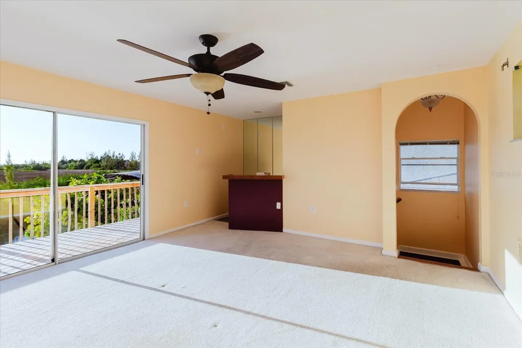 12825 5th Isle Hudson FL 34667