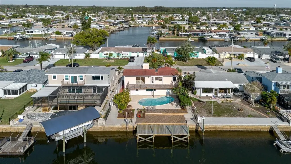 12825 5th Isle Hudson FL 34667