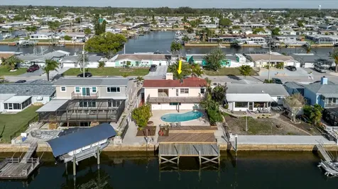 12825 5th Isle Hudson FL 34667