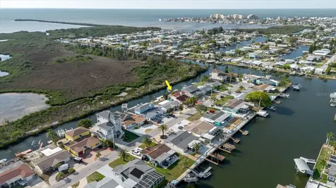 12825 5th Isle Hudson FL 34667