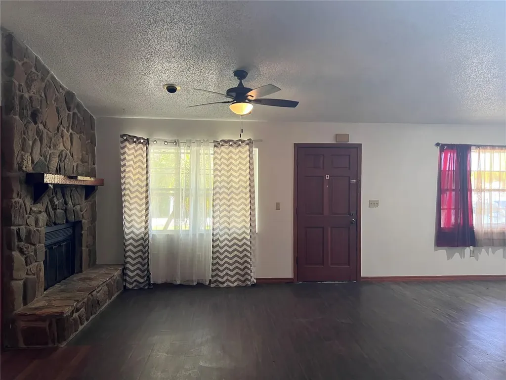 727 Wyoming St Cloud FL 34769