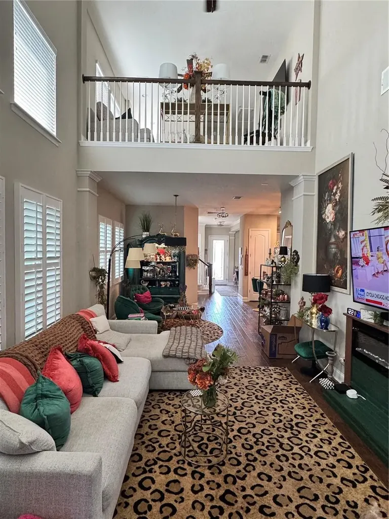 7761 Laureate Boulevard Orlando FL 32827
