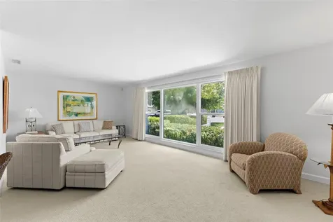 2670 Westchester Drive N Clearwater FL 33761