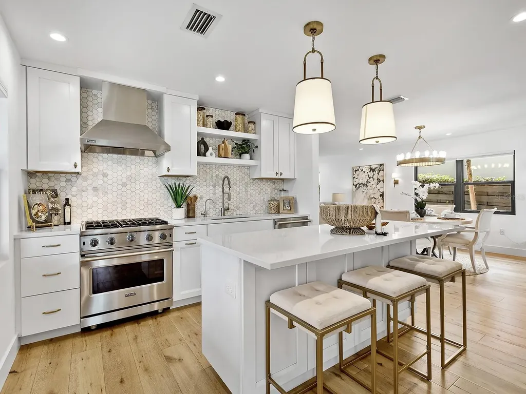 617 Madison Court Sarasota FL 34236