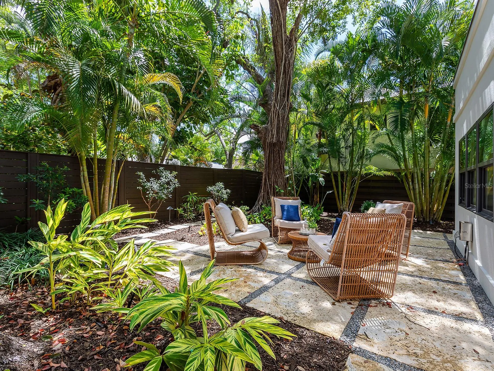 617 Madison Court Sarasota FL 34236