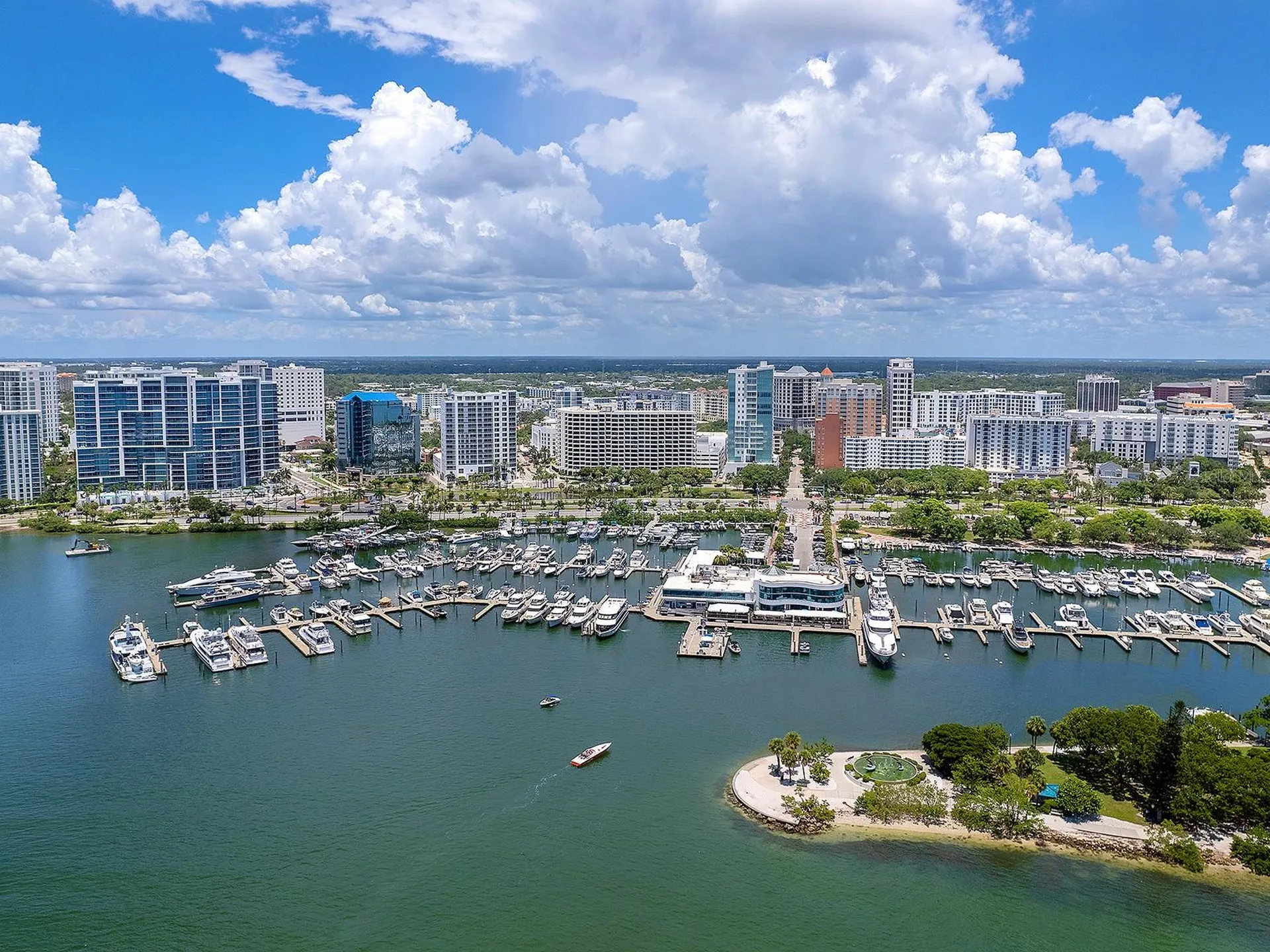 617 Madison Court Sarasota FL 34236